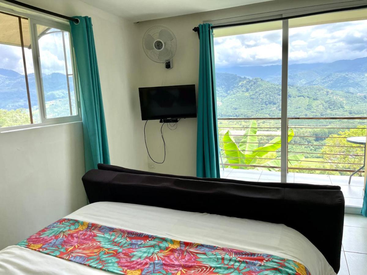 Rinconcito Verde Ujarras Ngoại thất bức ảnh